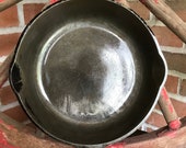Vintage Unmarked Wagner Cast Iron Skillet 5 - 8 inch - 1960s - from DustyMillerAntiques