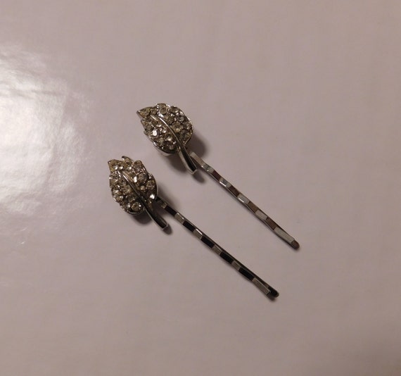 Vintage Rhinestone Leaf Bridal Bobby Pins Hair Pi… - image 5