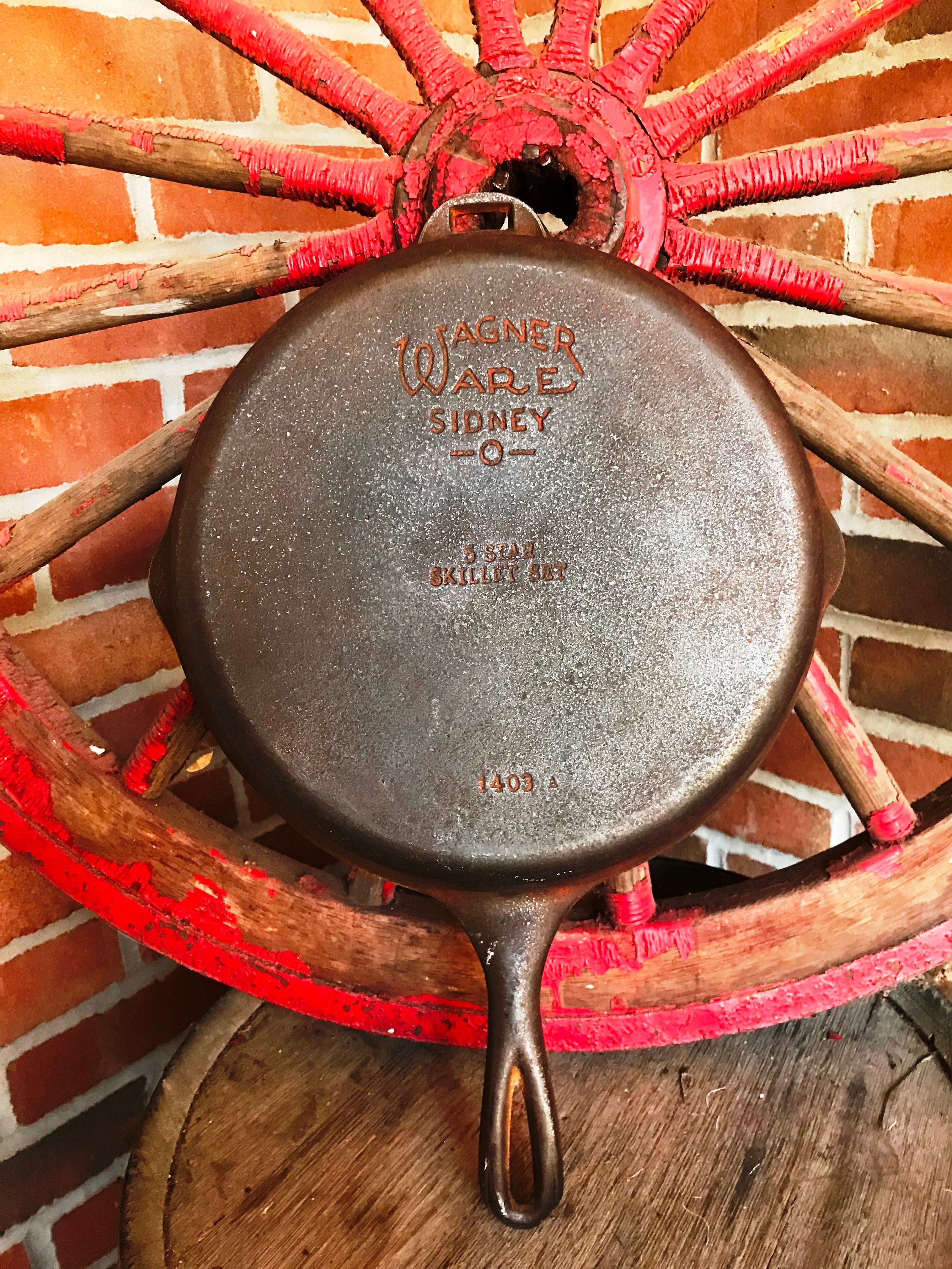 Vintage Wagner Ware #5 Cast Iron Skillet A 8 Frying Pan Sits Flat-READY TO  GO