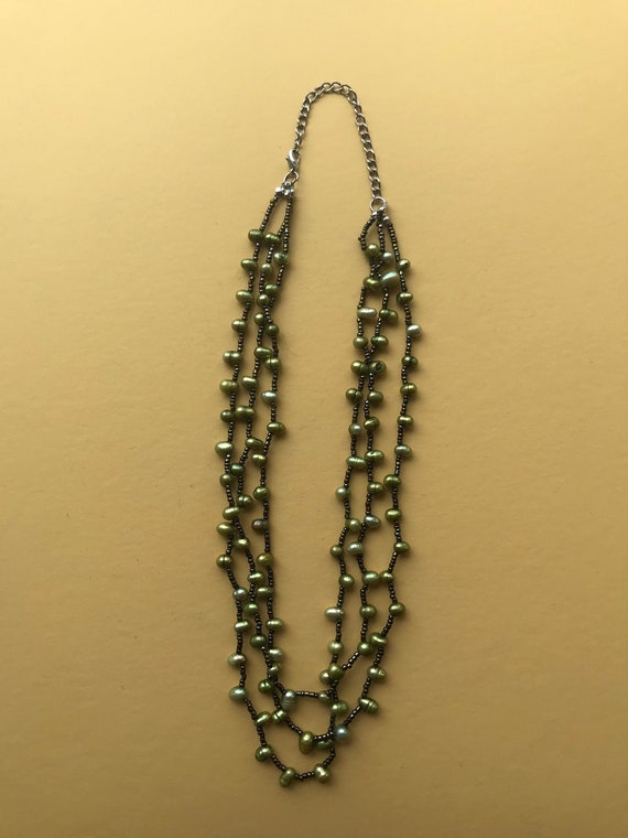 Vintage Green Faux Pearl and Black Beads 3-Strand… - image 2