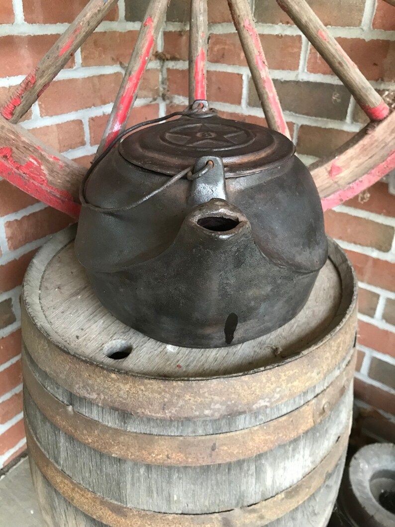 Vintage Chattanooga Stove Company Cast Iron Teakettle 8 Etsy