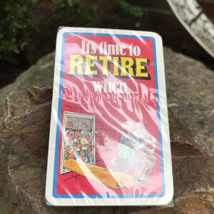 Vintage È ora di andare in pensione quando. . . Mazzo di carte sigillato, anni ’80, di DustyMillerAntiques