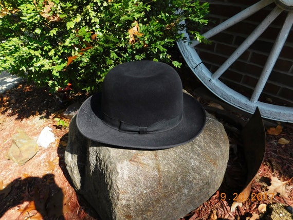 Vintage Yoder's Shipshewana Black Amish Sunday Dre