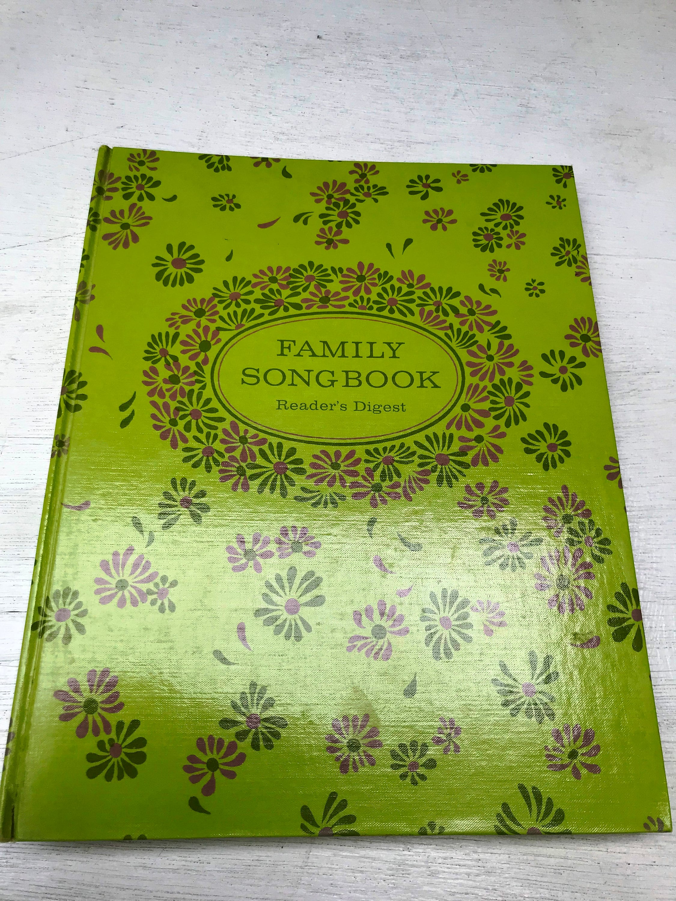 【中古】 Family Songbook Vintage Reader's Digest Family Songbook - 1969 1st Edition - From