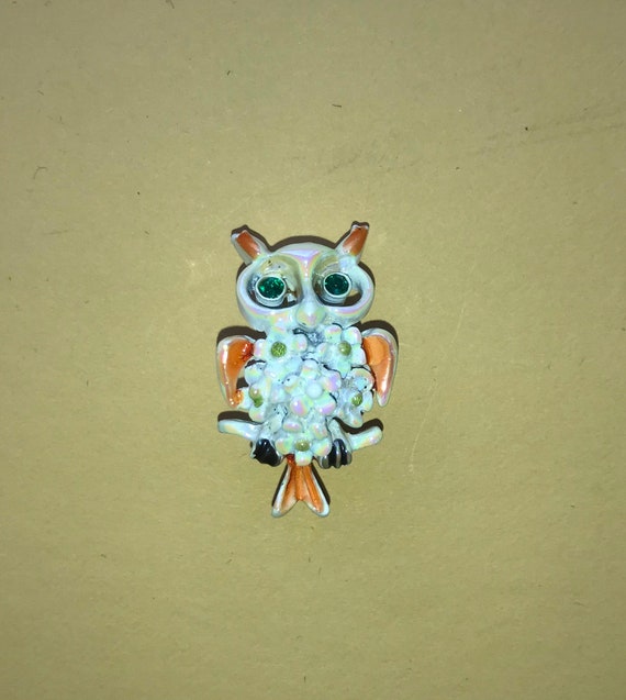 Vintage White & Orange Enamel Owl Brooch - 1960s … - image 3