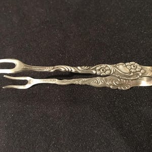 Vintage Nils-Johan Sweden Silverplate Sugar Tongs - lata 50. - z DustyMillerAntiques