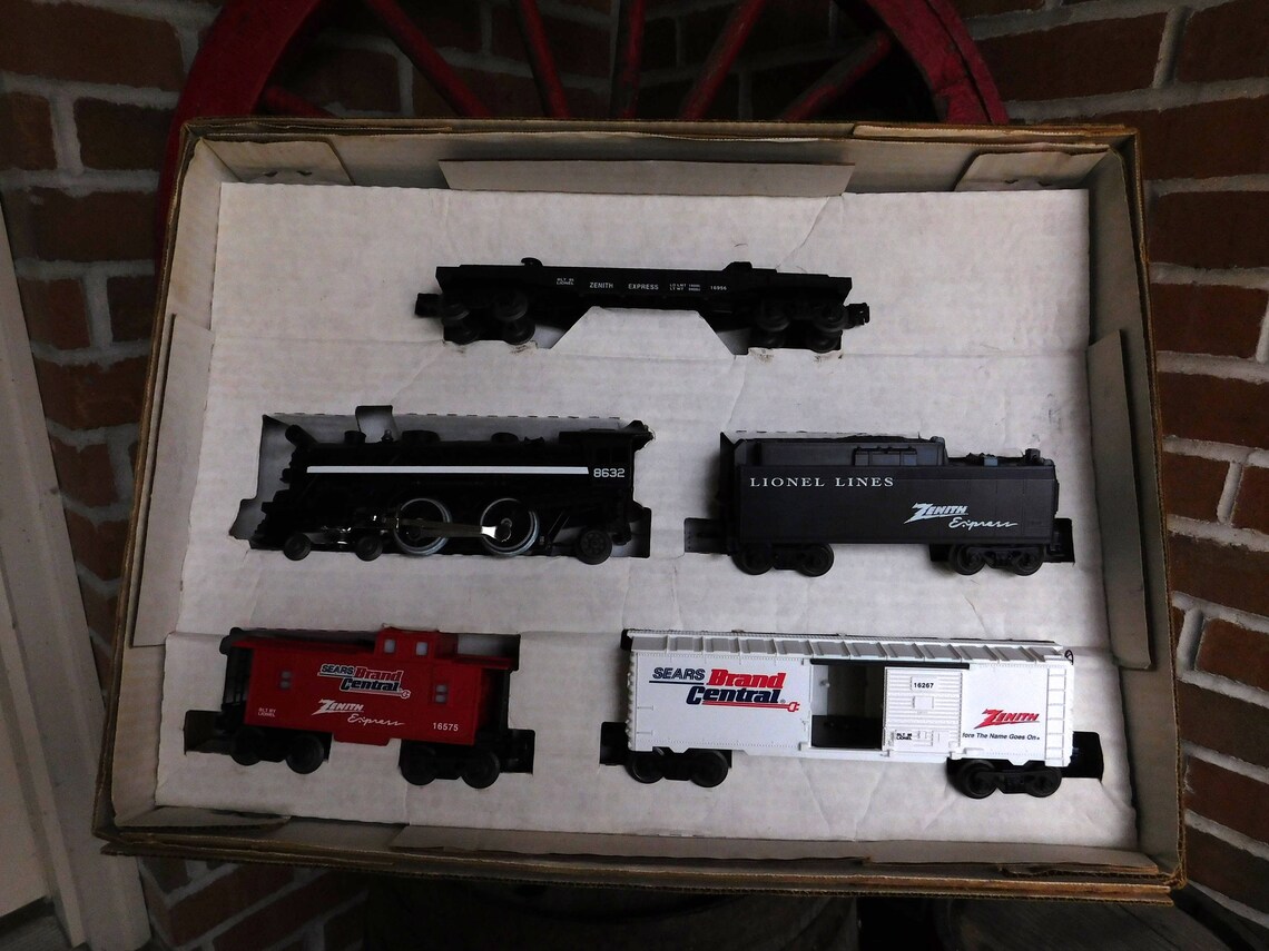 Vintage Lionel Sears Brand Central Zenith Express Train Set Etsy Singapore