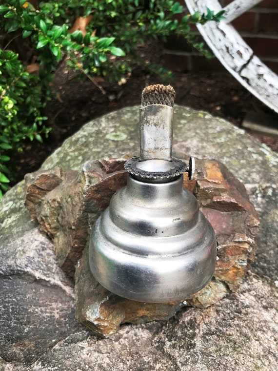 Vintage Rose Mfg Co Neverout Safety Kerosene Lamp - Ca 1900 - From