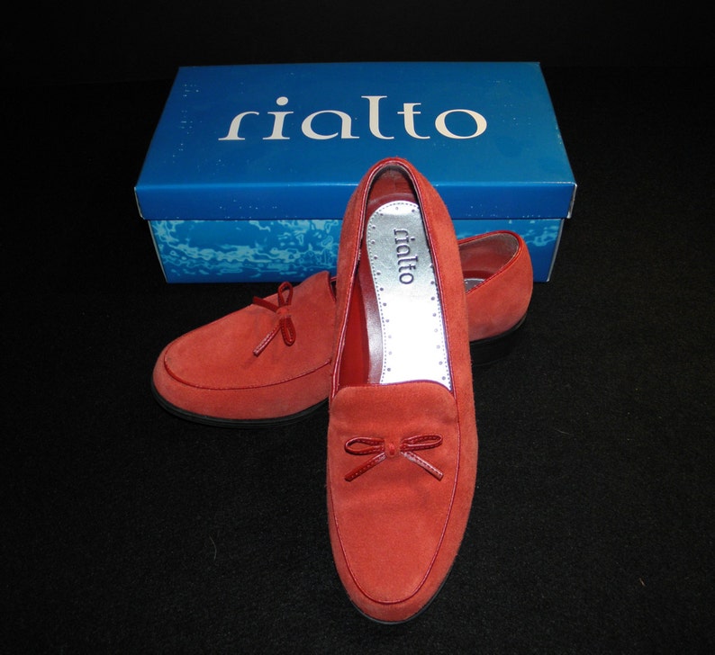 Vintage Rialto Lady's Red Suede Waffle Flat Shoes size 8 1/2 M 1990s from DustyMillerAntiques image 1