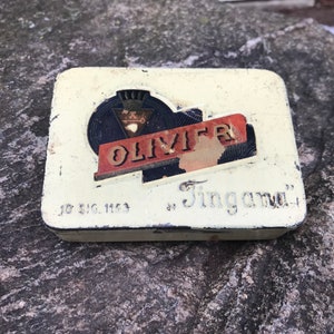 Vintage Olivier Tingana Zigarettendose - ca 1940 - von DustyMillerAntiques