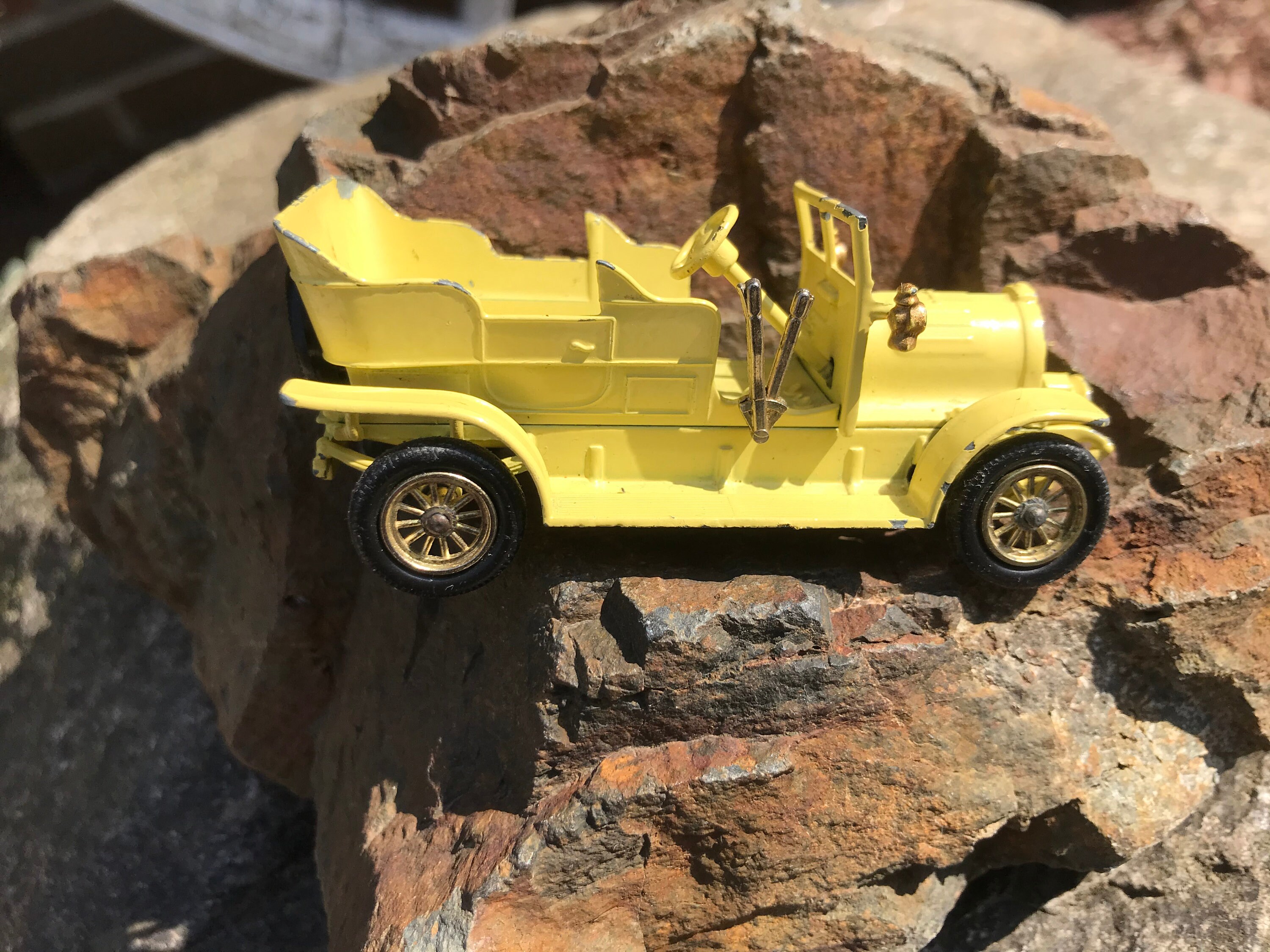 Vintage Lesney England Models of Yesteryear #16 Yellow 1904 Spyker