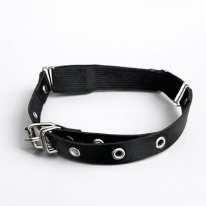 Schwarzer Punk-Oberschenkelstrumpfgürtel aus Leder, verstellbarer Beinriemen mit Metallschnalle, Gothic-Grunge-Oberschenkelstrumpfgürtel für Damen