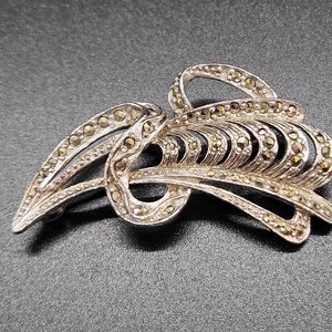 Marcasite, Brooch, Pin, 2”x1&quot; Silver Tone Metal, Excellent Vintage, Unbranded, Grannycore