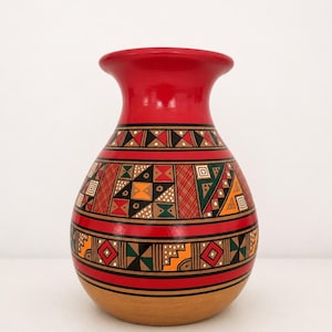 Vintage Peruvian Pottery Vase – Red Neck Nazca Inca Geometric – Handcrafted Pre-Columbian Tribal Folk Art Urn