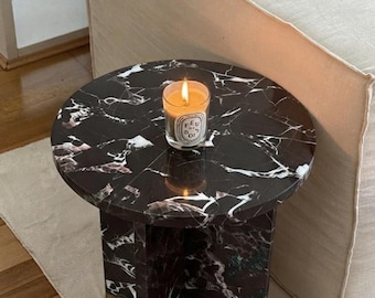 Mesa auxiliar de mármol Rosso Levanto hecha a mano, con tablero redondo y base en forma de X, mesa de acento de lujo.