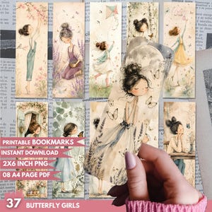 Può includere: Una collezione di otto segnalibri rettangolari verticali con illustrazioni ad acquerello di ragazze in vari contesti, tra cui campi di lavanda, giardini e scene al chiaro di luna con farfalle, presentati come file stampabile.