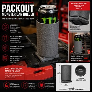 Puede incluir: Un portabebidas cilíndrico gris impreso en 3D con textura hexagonal, diseñado para ranuras Milwaukee Packout. Sostiene una lata Monster Energy de 16oz. Los diagramas técnicos muestran dimensiones de 108 mm de alto y 70 mm de diámetro.