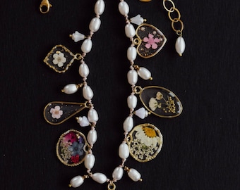 COLLAR DE PERLAS, Collar con dije de perla, Collar con dije, Collar con dije de flor, Collar anudado a mano
