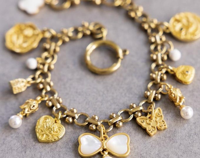 CHARM BRACELET, Pearl Charm Bracelet, Heart Charm Bracelet, Gold Charm Bracelet, adjustable Bracelet, Vintage Chain