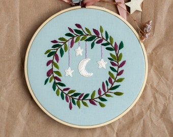 Wreath with moon and stars, embroidery in hoop, embroidery art, hoop art