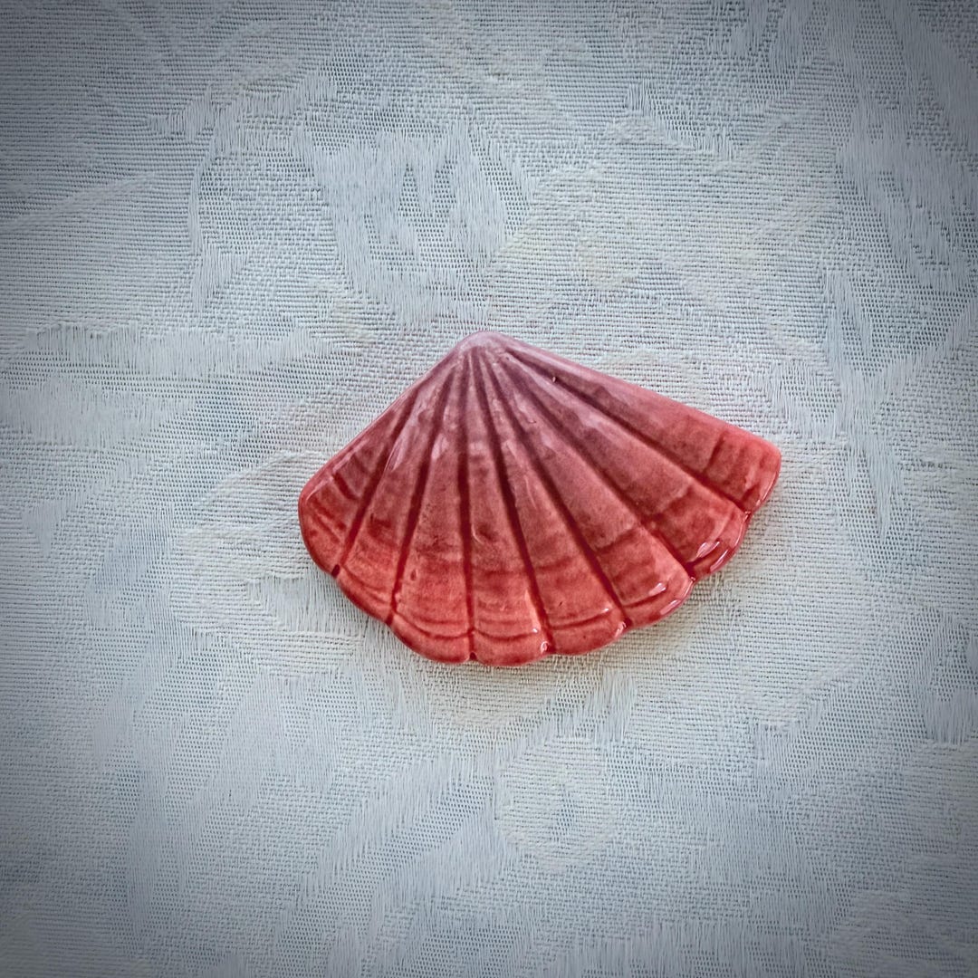 Pretty Red Shell Red/purple Ceramic Shell, Hand Painted Art Tile, Seascape Mosaic Supply ...