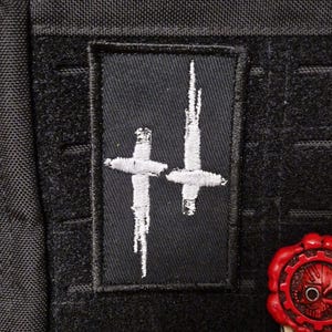 Geborduurd embleem met dubbel kruis - Bounty Hunter of the Bayou