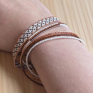 Mokka-Armbandset • 5 handgefertigte Armbänder • Beige, Braun, Kupfer • Geschenk • Minimalistisch & elegant • Geschenk • Für Sie • Armband • Einzigartig
