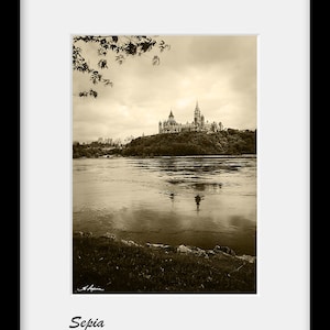 Le parlement d'Ottawa vue de Gatineau, PHOTO Noir et blanc Sépia, Décor maison, bureau, photographie Paysage urbain Chateau Québec Canada