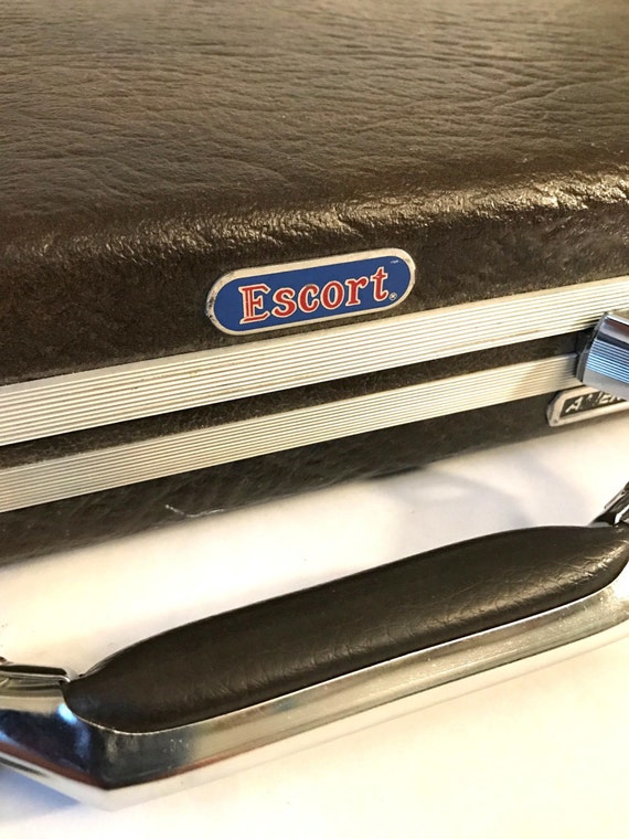 american tourister attache case