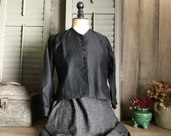 Antique French Two Piece Peasant Dress, Chore Wear, Cotton Floral Skirt, Black Cotton Bodice, French Country Farmhouse Antique 1920s