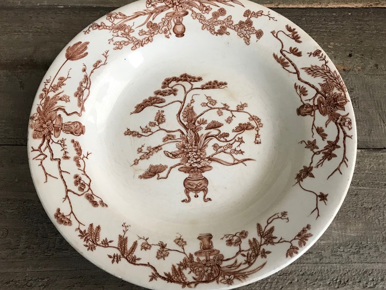 French Gien Faïence Plate, Stoneware, Floral, Médailles d'or, Yeddo, Diplome D'Honneur, French Farmhouse, Farm Table image 3