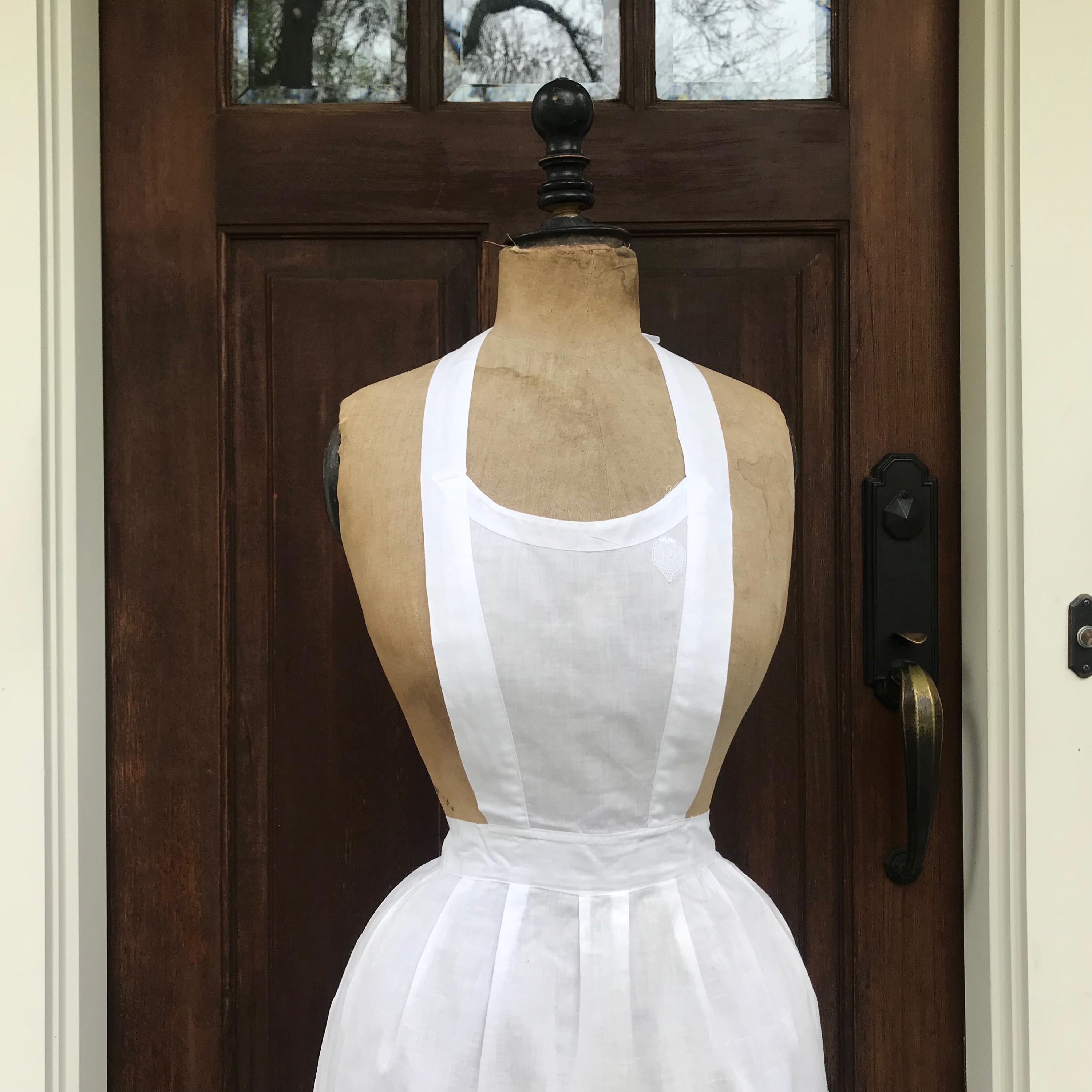Grembiule Bianco Vintage Con Volant E Tasche: Mezzo Grembiule Per Cucina, Ristorante O Cosplay 👩‍🍳 - 2