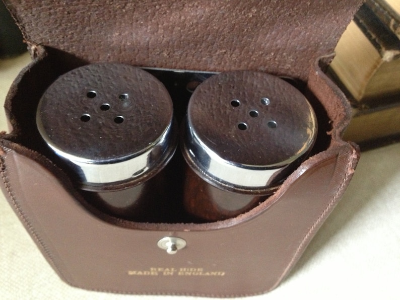 Gilette Travel Shaving Grooming Kit Sheffield England Mens Leather Case Bakelite image 2