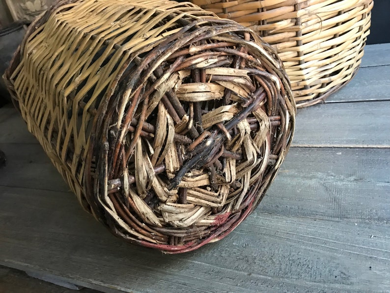 Rustic Farmhouse Basket Set, Nesting Storage Baskets, French Farmhouse, Farm Table, Farmstead, Graduating Set of 3, Damages image 7