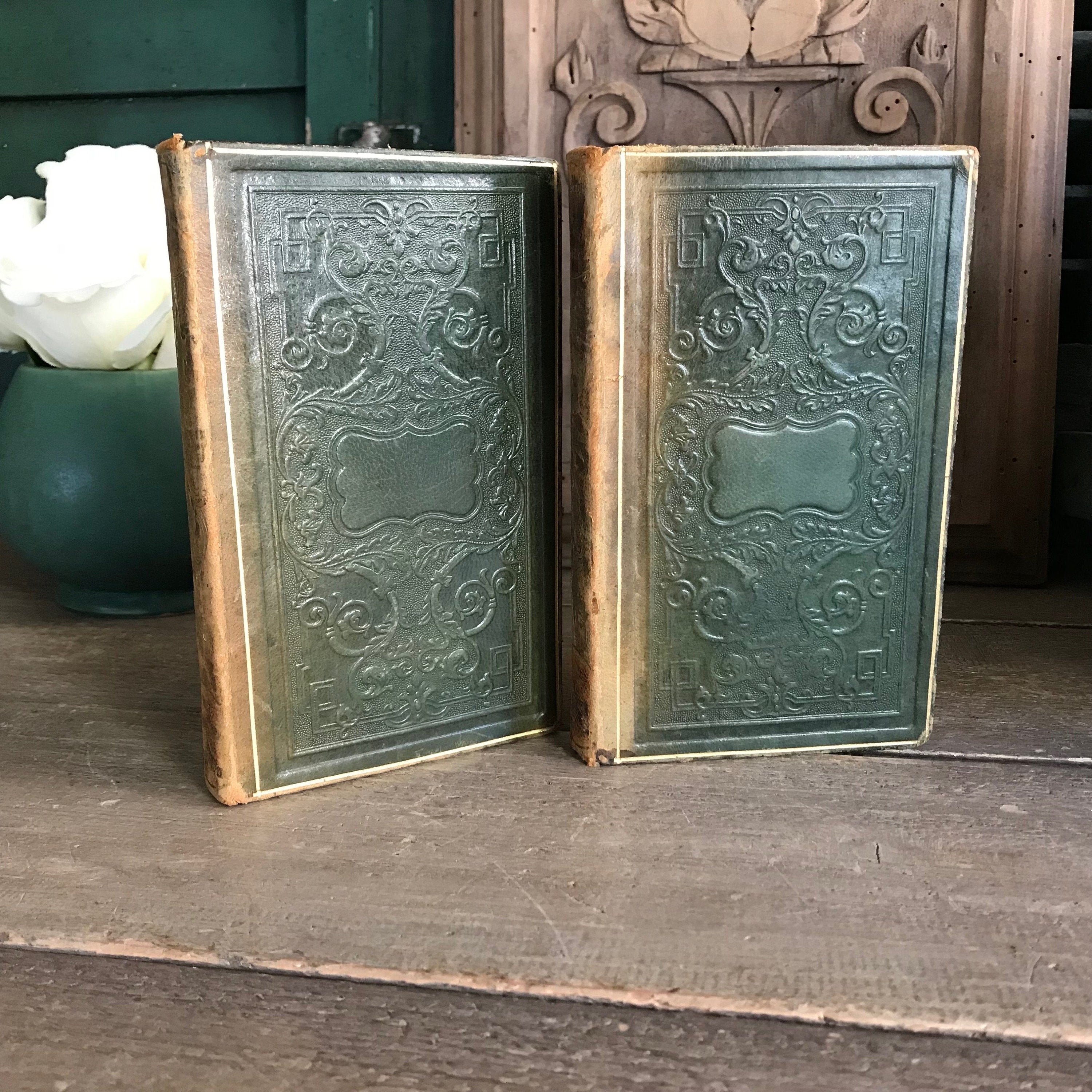 1838年製フランス製革製本、Les Délassements de Ma Fille、使い古した