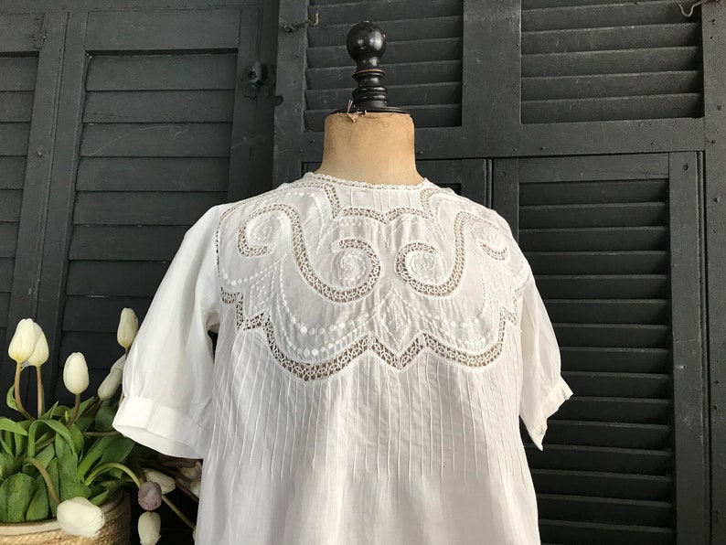 French Embroidered Lace Blouse, White Cotton Batiste, Edwardian, Period Clothing image 5