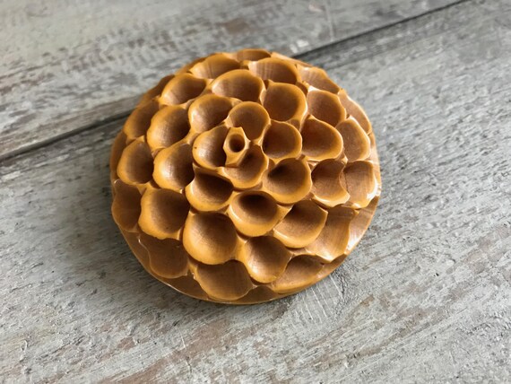 1920s Floral Bakelite Brooch Pin, Marigold, Art De
