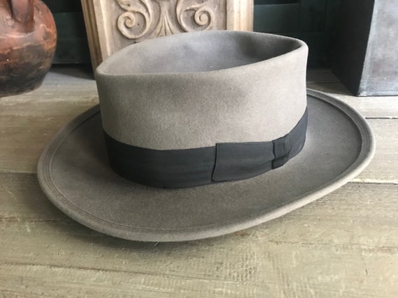 Barcelona Tan Homburg Fedora, Authentic 1940s, Fel