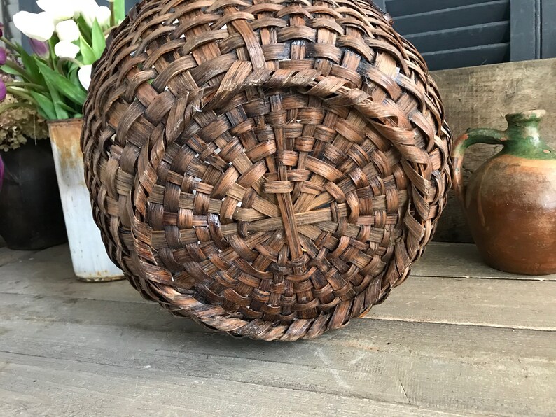 Antique Rustic Basket, Bentwood Handle, Willow Wicker Flower Basket, Farmhouse, Farm Table image 9
