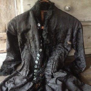 Victorian Silk Damask Jacket Bustle Black Chantilly Lace Handpainted Buttons Period Costume image 5
