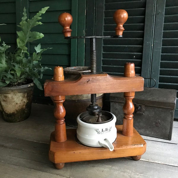 French Duck Press, Culinary History, Rustic Farmhouse Kitchen, Wood Porcelain Iron, Primitive