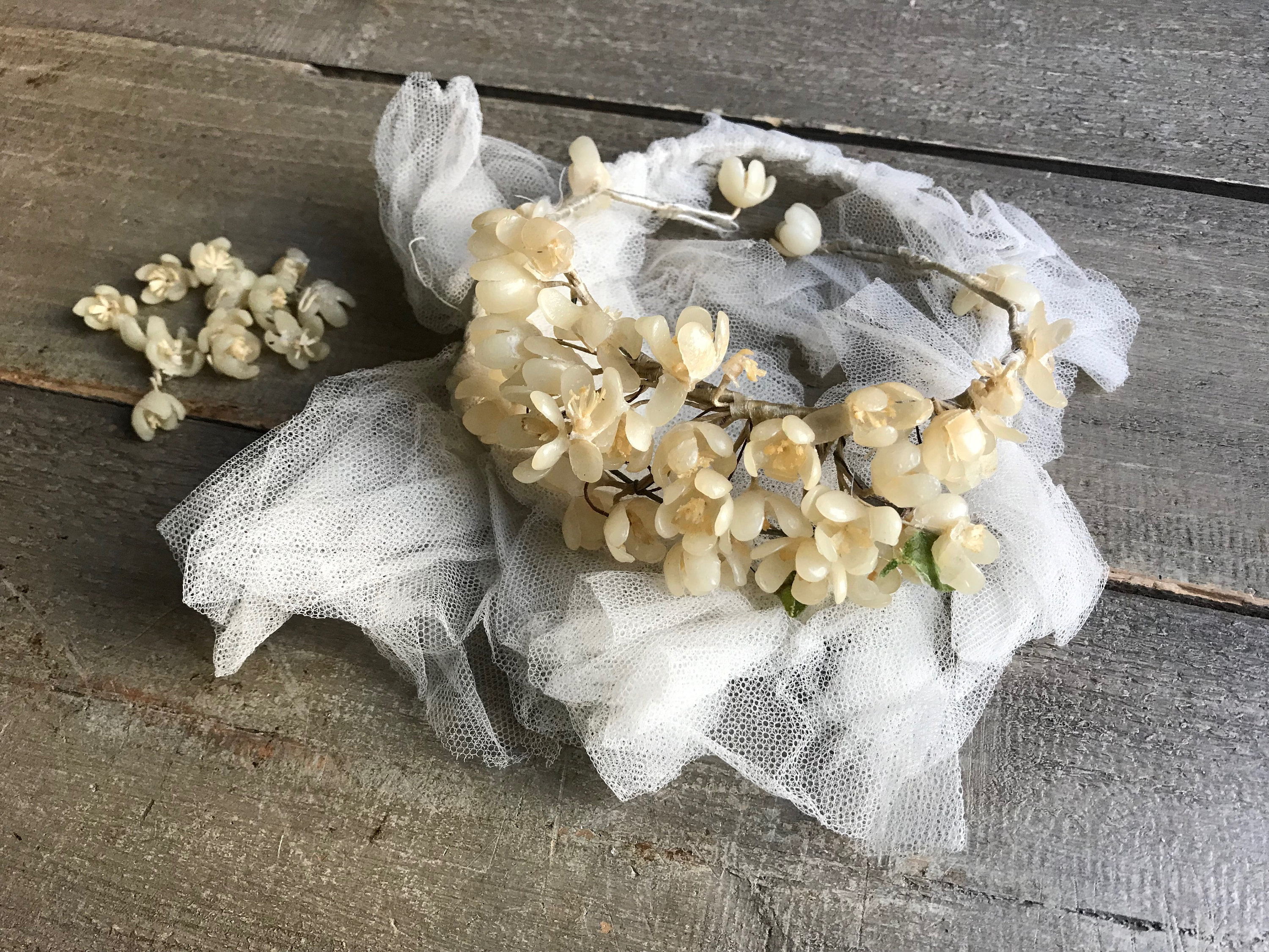 1920s Wedding Tiara, Wedding Couronne, Boutonnière, Wax Flower