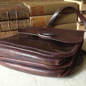 Antique Woody Brown Leather Crossbody Messenger Document Carrier Handbag Bakelite image 3