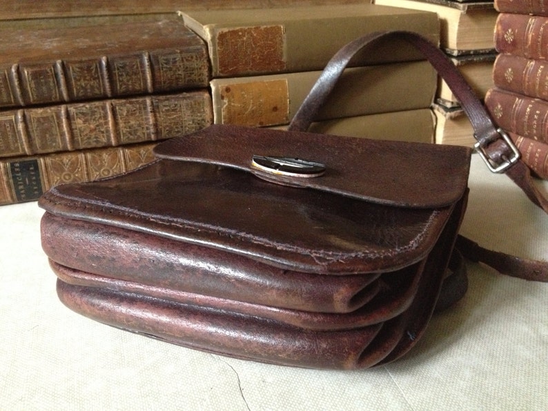 Antique Woody Brown Leather Crossbody Messenger Document Carrier Handbag Bakelite image 3