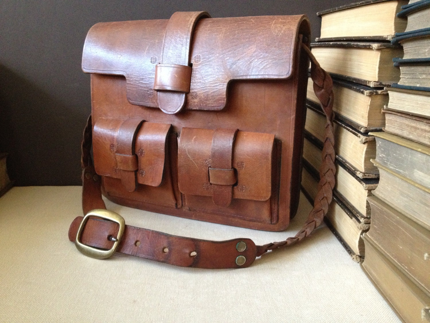 Brown Leather Saddle Bag Spain Benchcrafted Rustic Distressed Honey