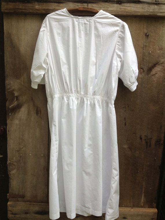 Antique French Romantic Nightgown, White Linen an… - image 5