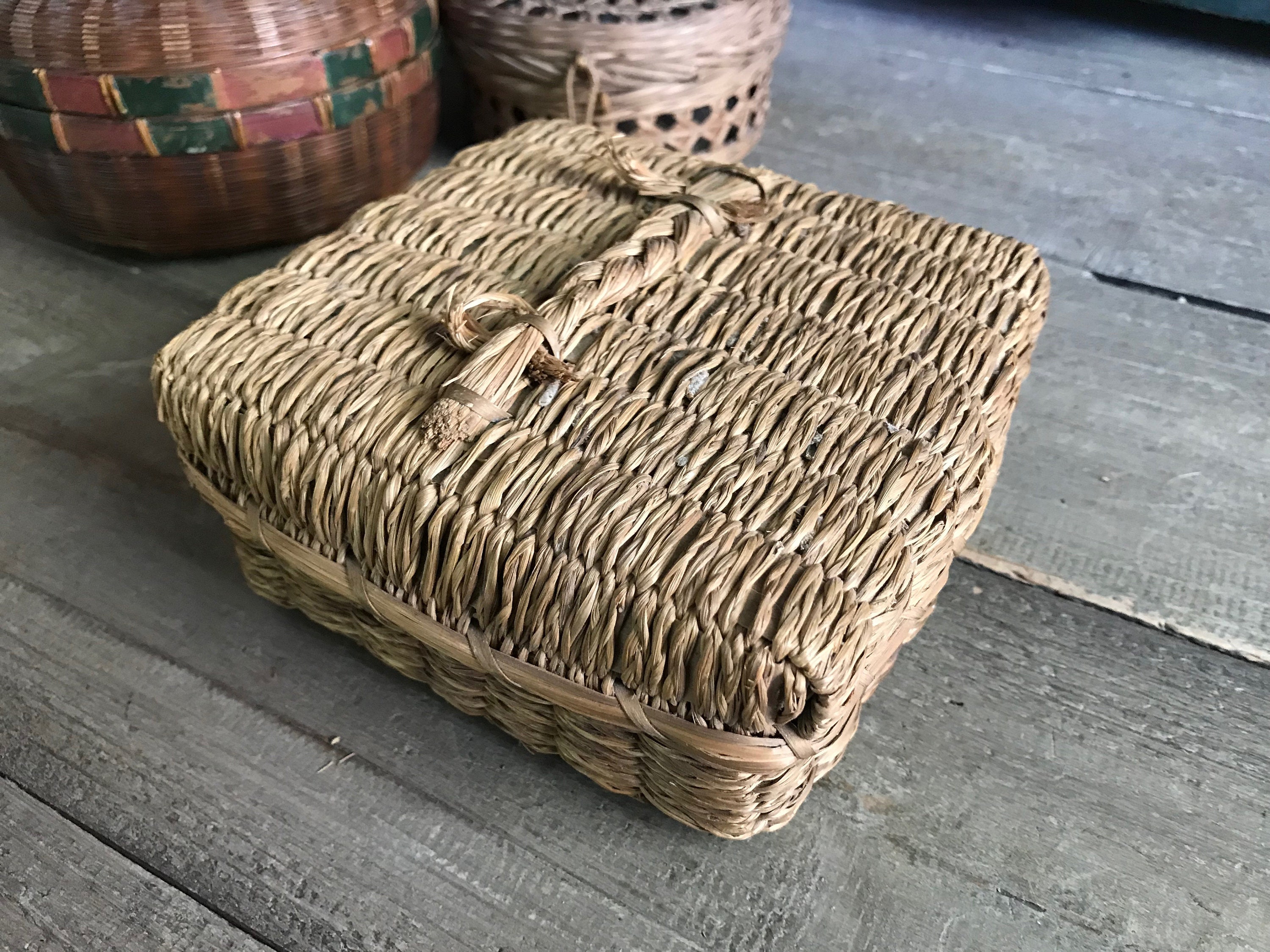 Cesta de coser de mimbre antigua cesta de nociones de costura | Etsy