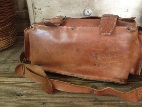 Rustic Brown Leather Briefcase School Satchel Mes… - image 3