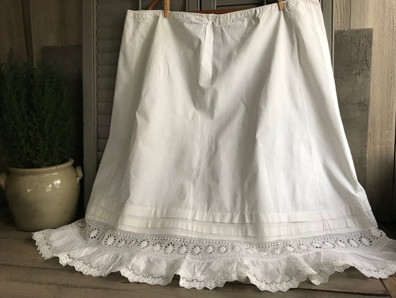 French Fine White Linen Petticoat, Wedding, Brida… - image 3