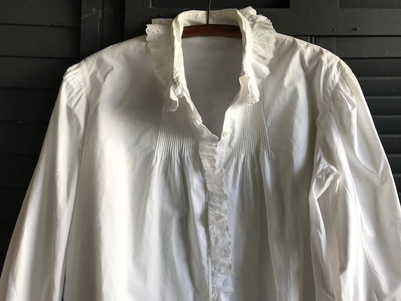 French Chemise Blouse, D' Artagnan Cuffs, Ruffle P